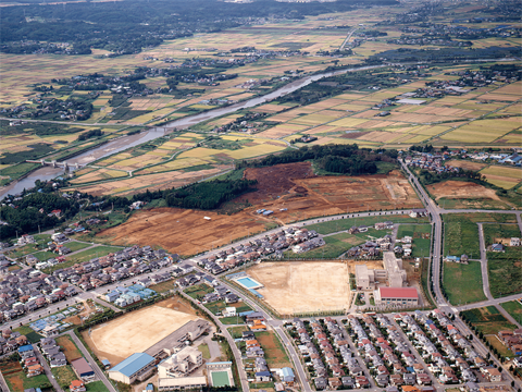 �z�K��Õ��Q������