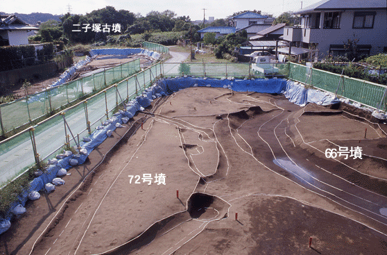 72�������a�̓y��