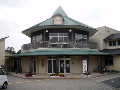 �u������z�[���v�̊O��