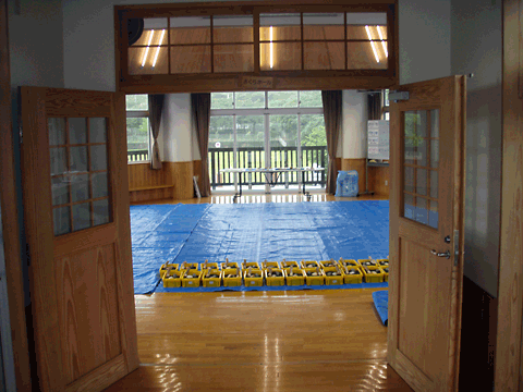 ���́u������z�[���v