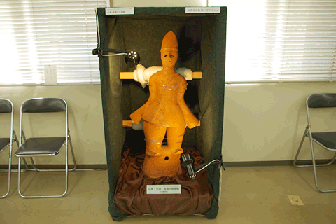 �V�w��̐l������